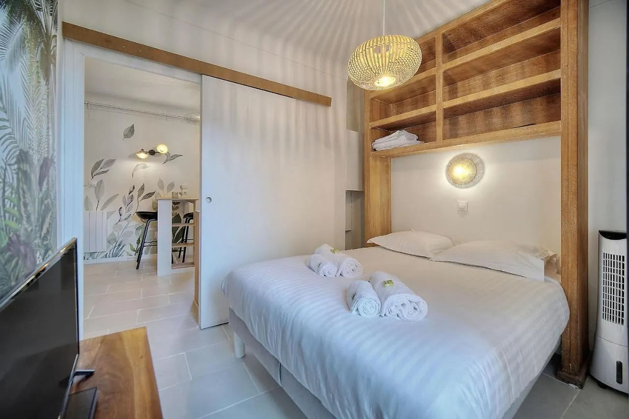 Apartment Immogroom - Refurbished - Suquet - Sea View Cannes